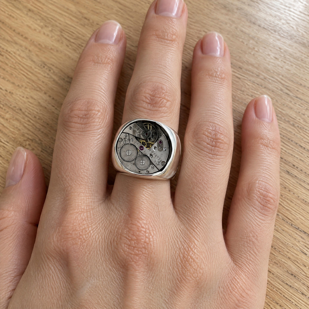 ANILLO CLOCK