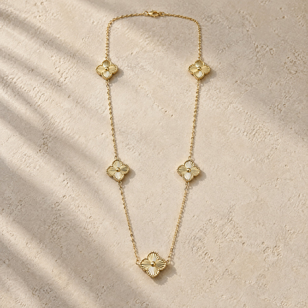 COLLAR ELITE DORADO CHICO GRABADO