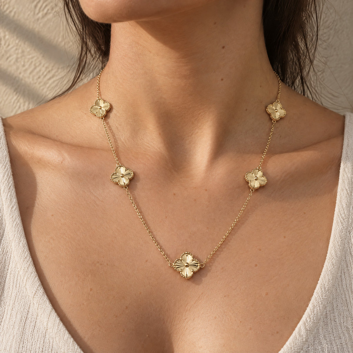 COLLAR ELITE DORADO CHICO GRABADO