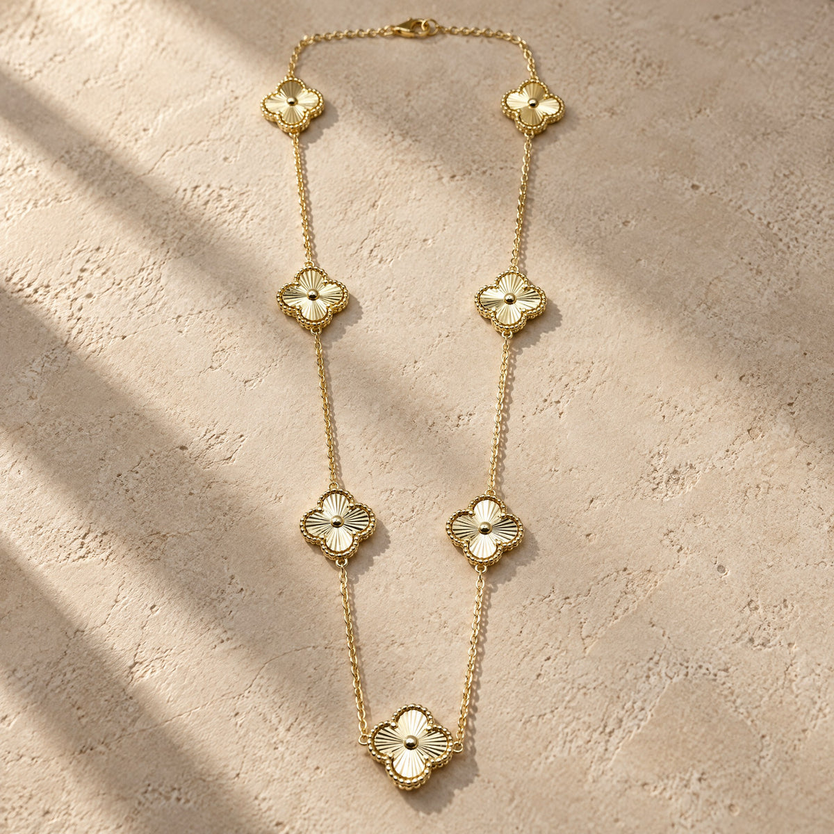 COLLAR ELITE DORADO GRANDE