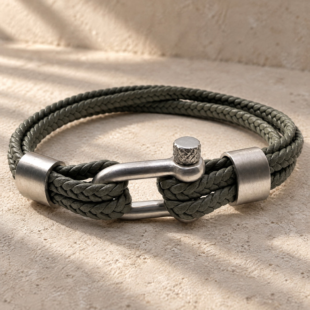 Pulsera Cuero y Mosqueton Beige