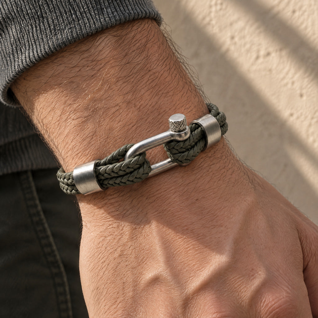 Pulsera Cuero y Mosqueton Beige